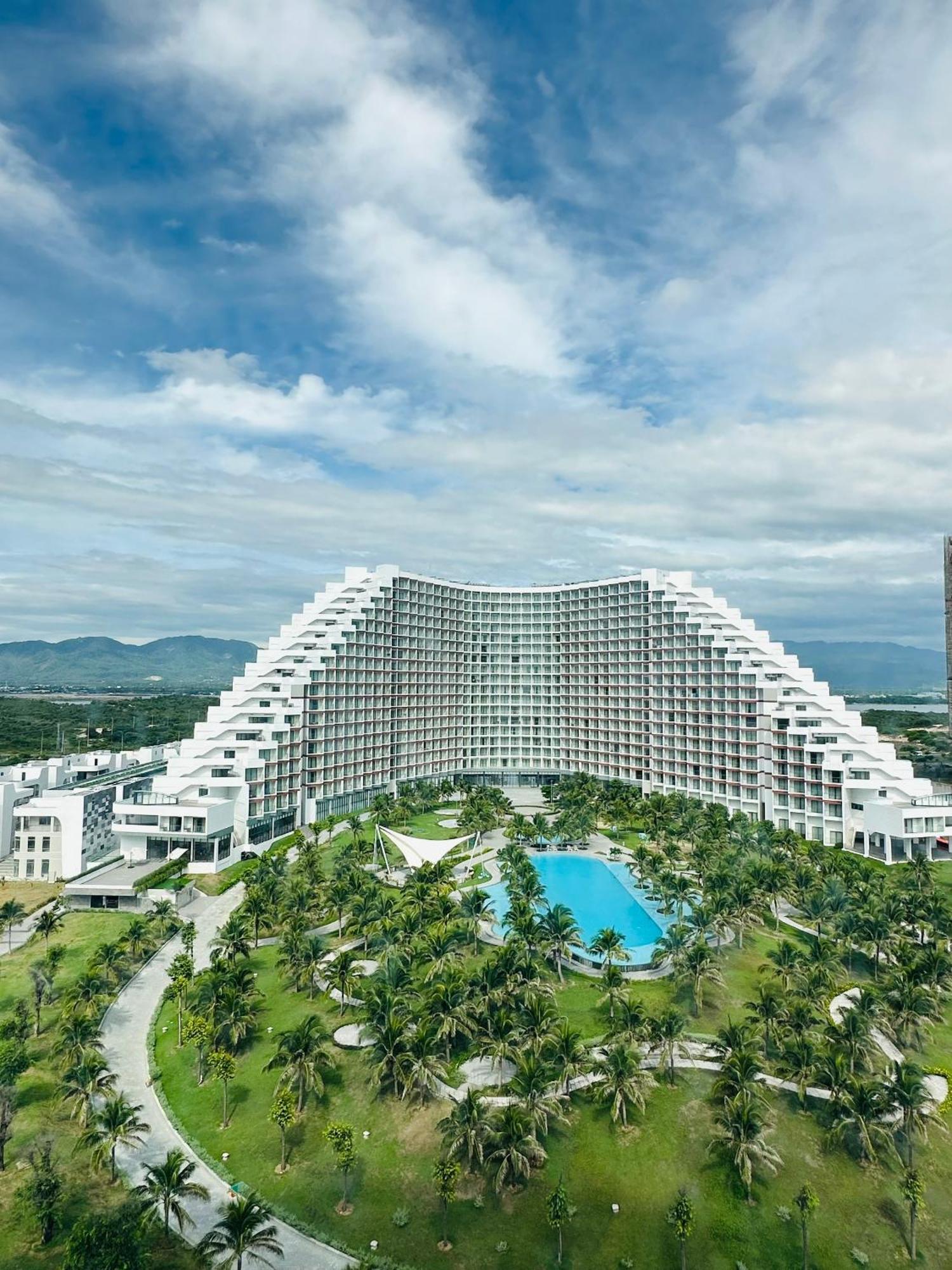 Апартаменты The Cam Ranh Oceanview Экстерьер фото